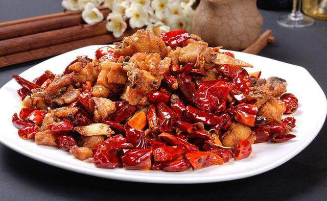 正宗辣子鸡必须放这3种辣椒,缺一不可,保证麻辣鲜香,辣的过瘾