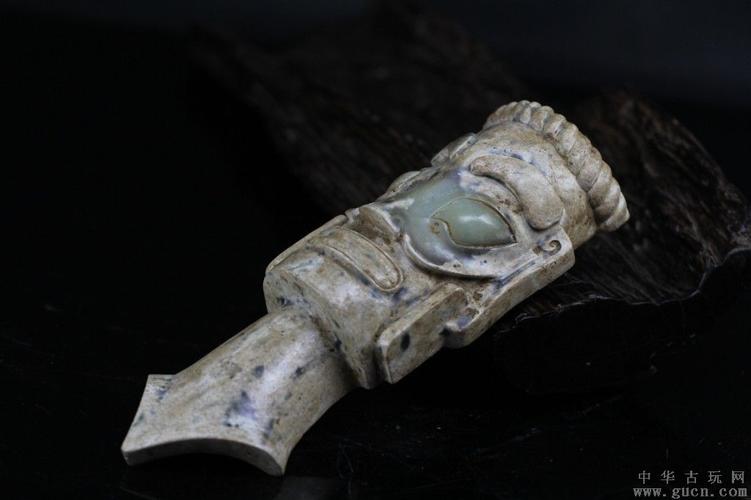 商代和田玉籽料生坑土沁灰皮神人玉饰油润包浆/高古玉