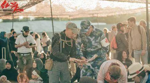 《红海行动》被质疑太血腥,低排片.导演却只关心