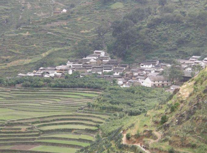 平川镇位于云南省大理白族自治州宾川县境内东北部