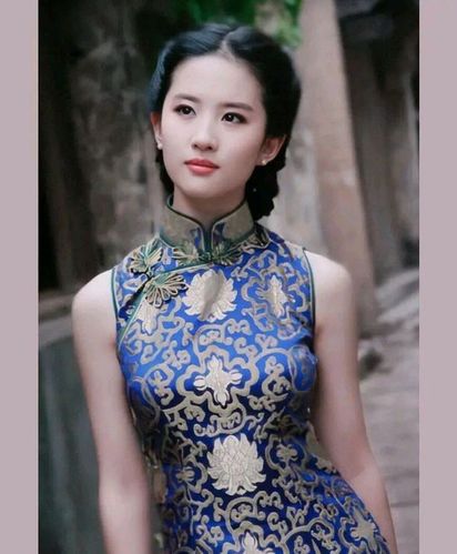 刘亦菲穿"旗袍",高级又好看,让人惊艳