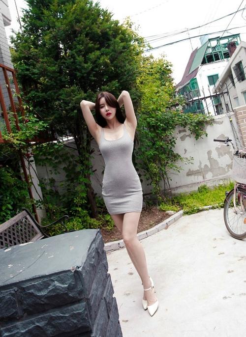 巨乳少妇酥胸爆乳翘臀大胆人体艺术诱惑写真
