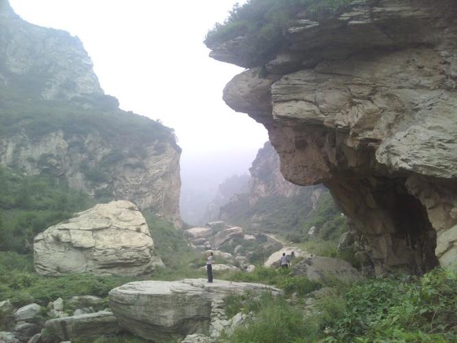 [转载]神仙山,古北岳,大峡谷,金龙洞