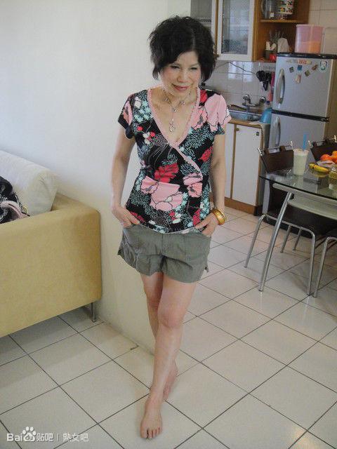 小蜗牛熟女系列1008集 妈妈 女儿 女婿_熟女吧_百度贴吧