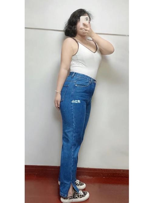 140斤 164cm/微胖穿搭 胖女孩也可以穿牛仔_穿搭_牛仔