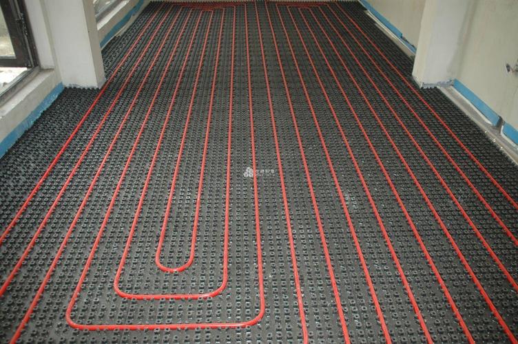 铺地暖的步骤详析6个步骤让你了解地暖安装