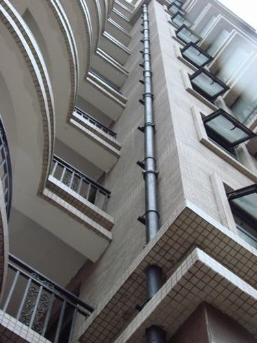 高层2楼,改独立下水的话,把管子接到楼外,需要从一楼过吗