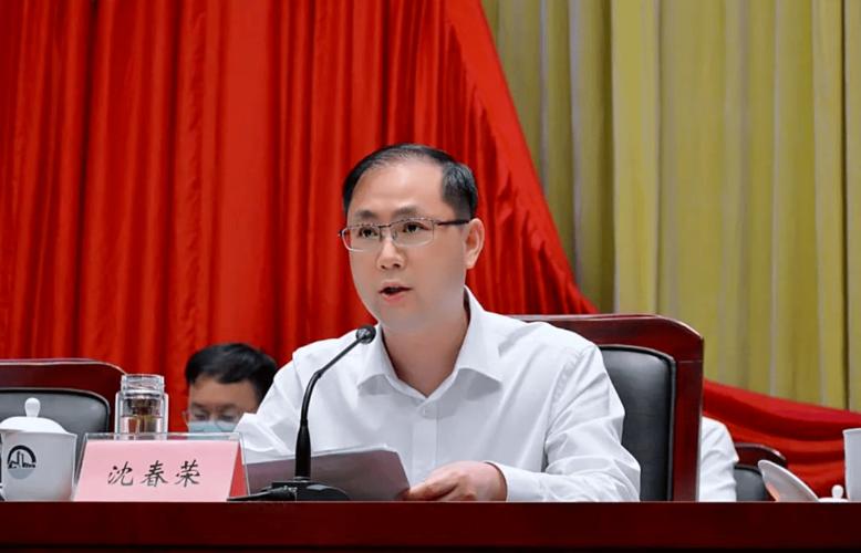 走在最前列 开创新辉煌——盛泽镇第十七届人民代表大会第十次会议