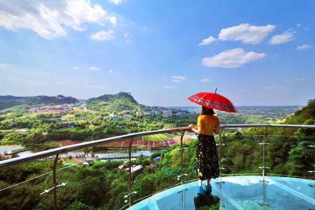 花田酒地玻璃"鹊桥"秀恩爱,情侣招募中.