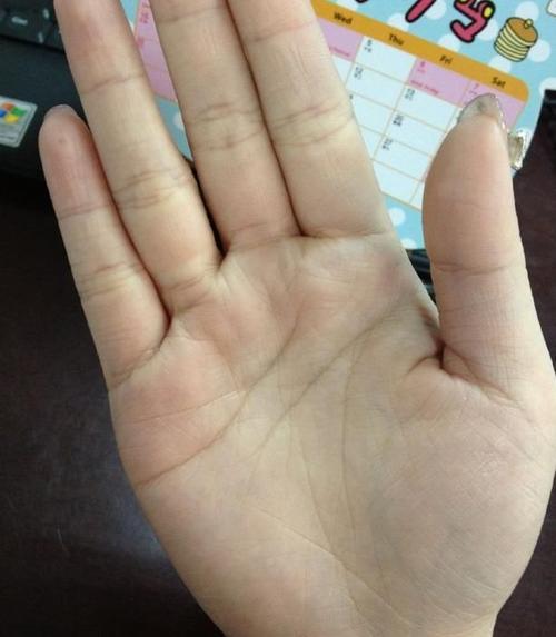 这种手相的女人,手有钱财纹,婚后容易成为富婆