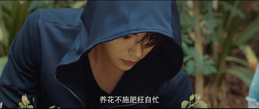 大家有没有觉得肖宇梁的小哥正面冷,侧面很温柔(加演技楼,图多慎入)