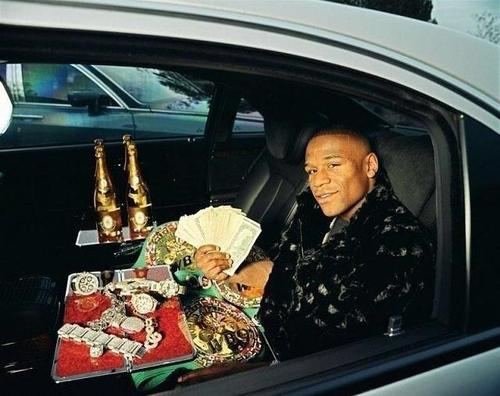 梅威瑟躺赚百万美元钱永远花不完