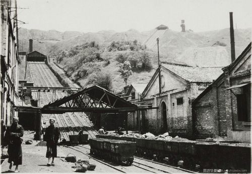 177回第10张(1939年4月出版),安源煤矿的矿坑