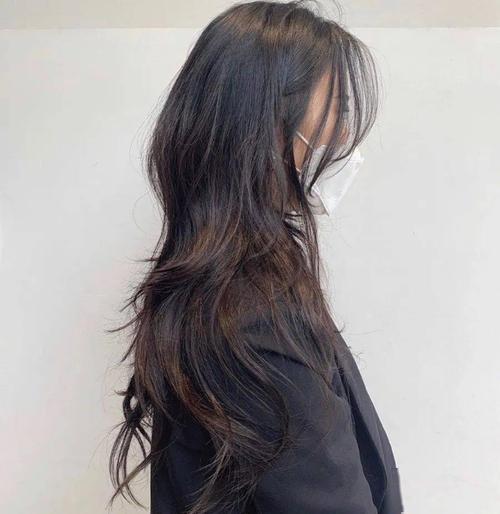 高层次卷发轻盈飘逸浪漫又温柔