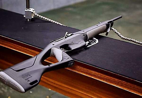 战斗民族的小口径步枪外形炫酷结构独特堪称射击运动入门神器