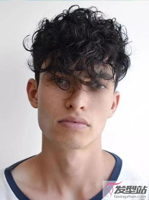 男生自然卷剪什么发型3种发型让你的自来卷重获新生