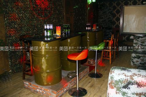 军v军旅主题酒吧2-3人餐