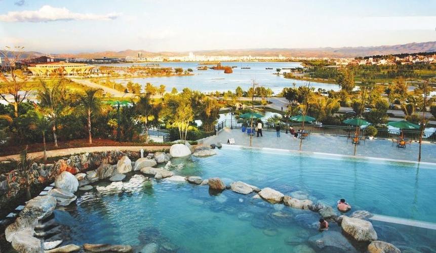 红河弥勒湖泉生态园