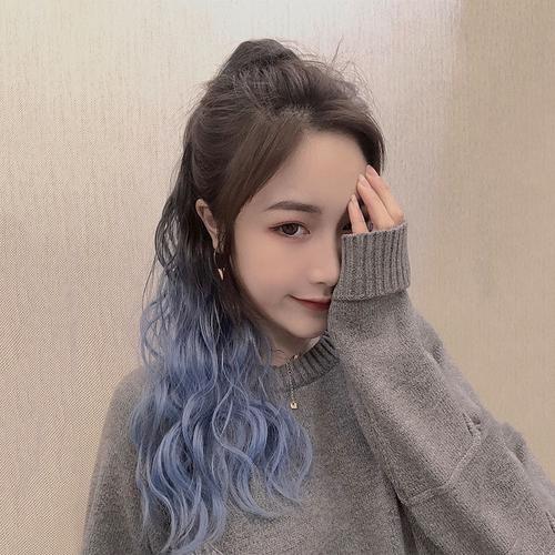 假发马尾女绑带式长卷发渐变色烟灰蓝抓夹式挑染雾霾蓝高马尾辫子