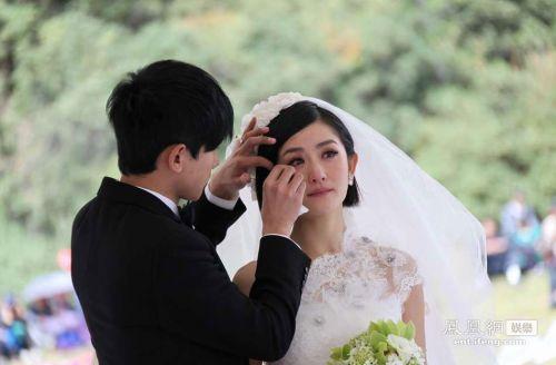 今日,张杰在和谢娜结婚6周年纪念日宣布谢娜怀孕,一时成为人们关注的