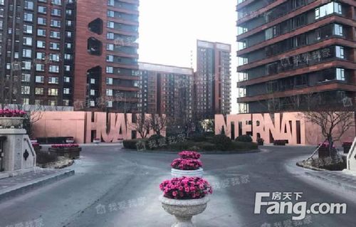 欢乐谷 南楼梓庄站 华瀚国际次出租豪华装修四居