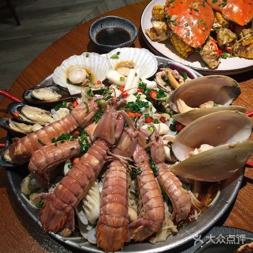 葱油海鲜拼盘
