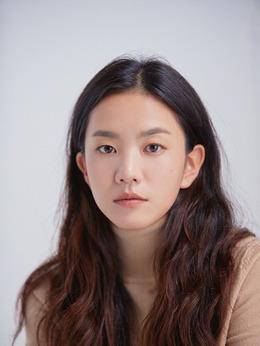 李雪个人资料简介,主演的电视剧电影,图片,写真_明星
