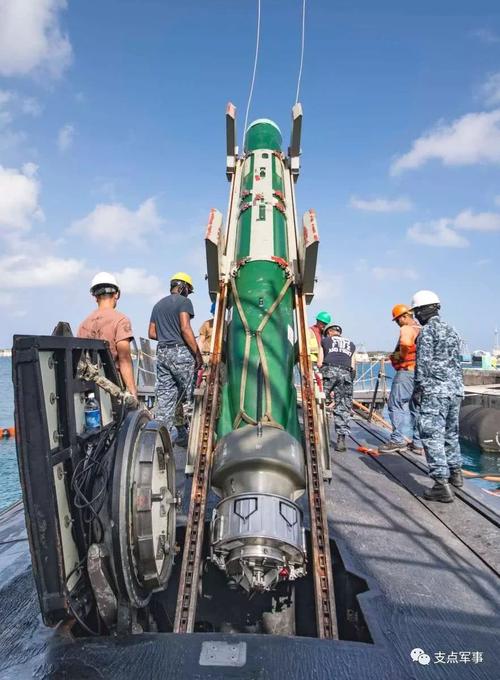 美国海军探索小型鱼雷的多种用途
