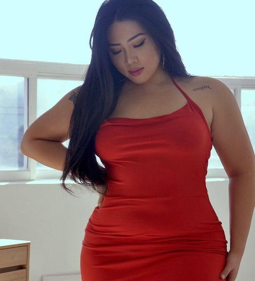 180斤的大胖妞,经常健身体重却没变,但身形更有魅力了