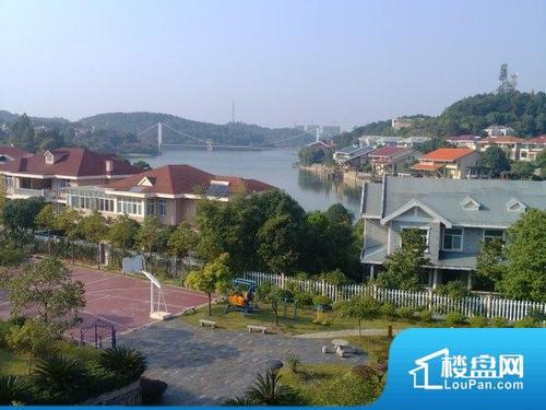 同升湖山庄小区实景图