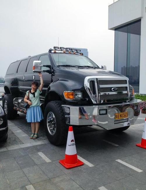 在上下班路上你都遇见过什么豪车