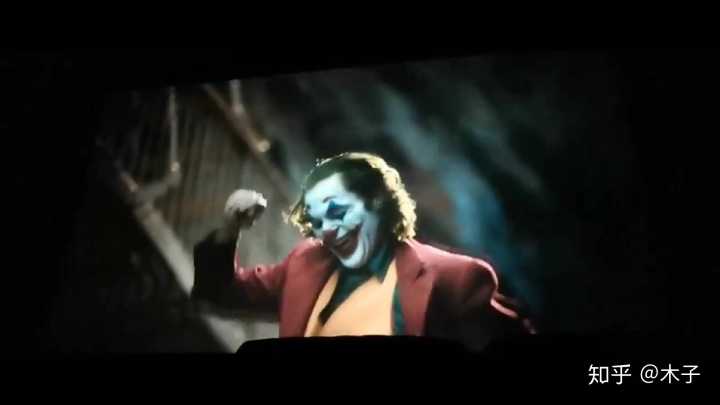 如何评价 2019 电影《小丑》(joker)?