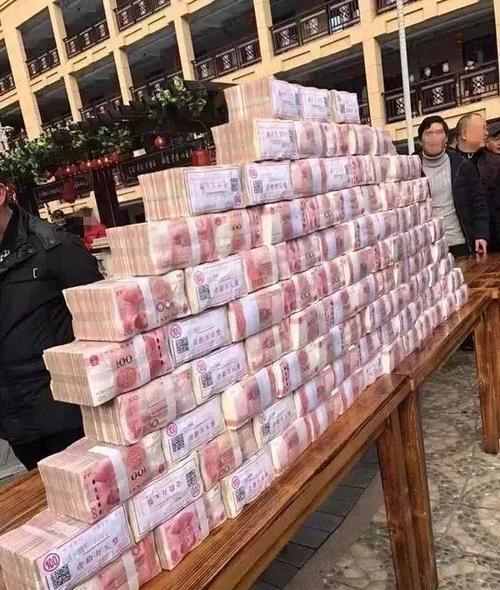 钱堆桌子上分,村里人人都有份!玉环的你们