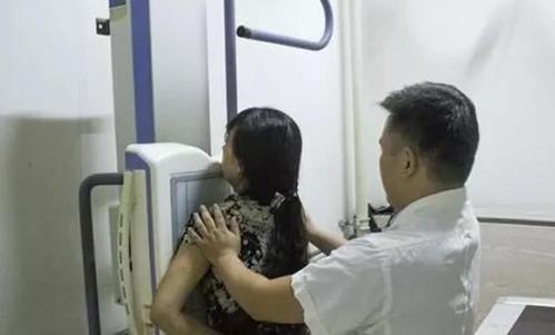 为什么女生不想做"胸透",医生能看到"隐私"吗?早了解早受益
