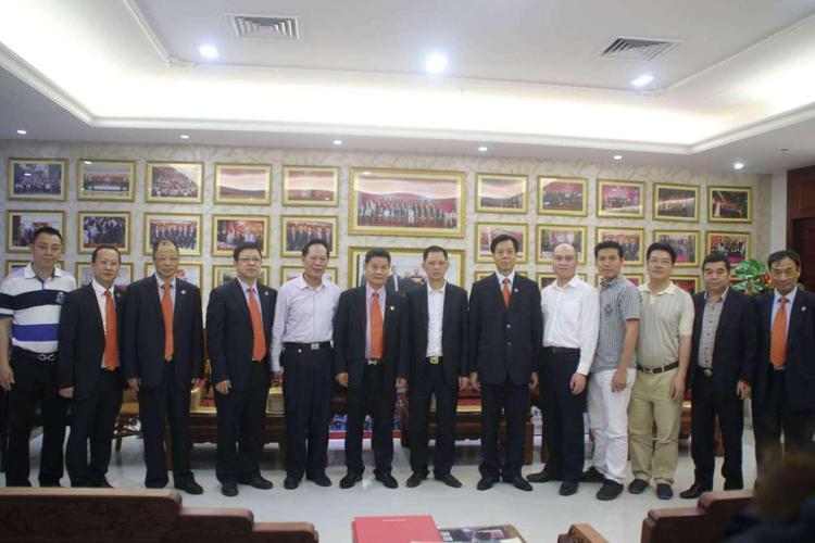 蔡文川会长接待深圳潮汕商会执行会长吴木棠一行来