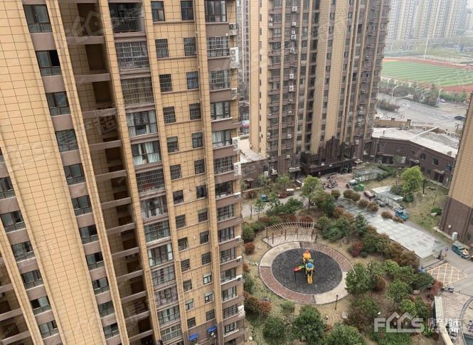 公园大地界首65万元二手房出售信息3室1厅1卫100平方米,公园大地 下楼
