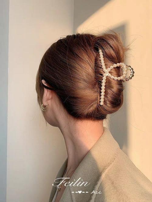 珍珠鱼尾抓夹头发夹子鲨鱼夹后脑勺优雅气质半扎发夹网红金属发卡