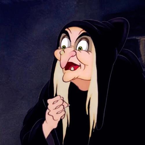 图片简笔画网表情白雪公主的场面的现实例证巫婆提供一个被毒害的苹果