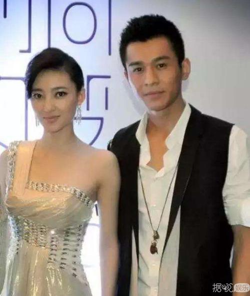 王丽坤靠什么撩到专注网红几十年的林更新?