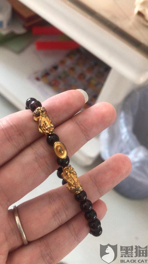 黑猫投诉梦金园旗舰店黄金手串掉色严重