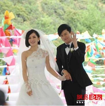 相亲趣事(组图) 2014-08-07 · 胸太大被迫做缩胸手术的十大女星(组图