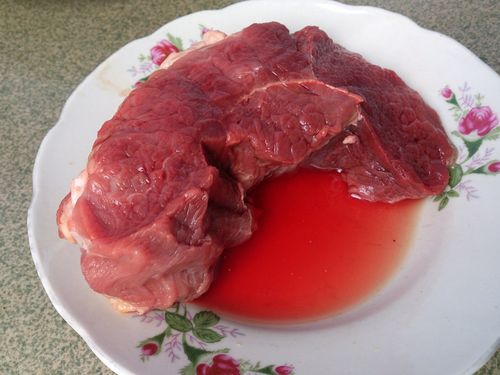 注水牛肉