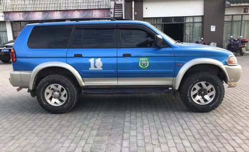 三菱 帕杰罗速跑 2004款 改款 3.0l 自动四驱gls