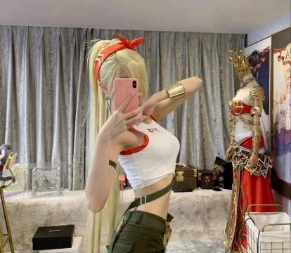 腐团儿cos井野又瘦又有料粉丝羡慕榜一大哥