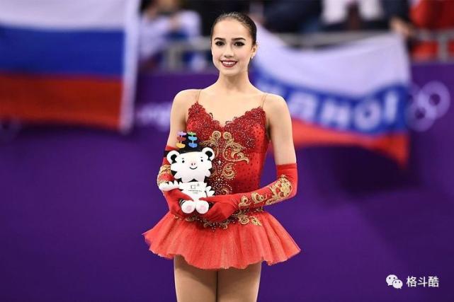 女子单人滑女王扎吉托娃将参加拳击比赛!