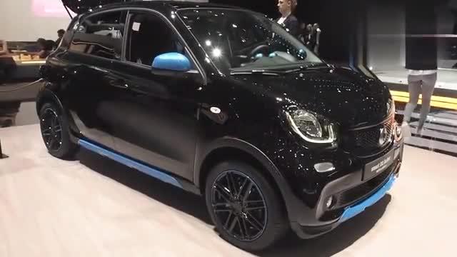 奔驰电动迷你车smarteqforfour外观内