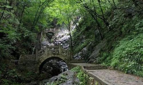 每日一景走进高贵三潭风景区