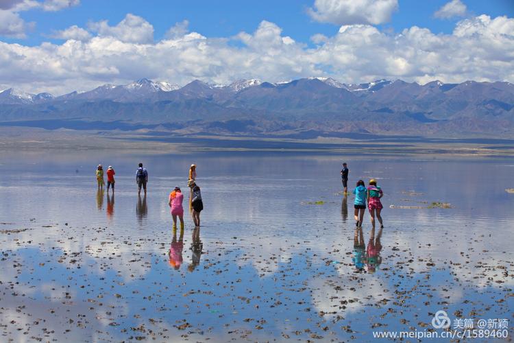 天 空 之 镜 ——青 海 茶 卡 盐 湖 盘锦市摄影家协会 :新颖