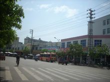 收藏 查看我的收藏0有用 1已投票 0 编辑 锁定 玉林市育才中学以前叫