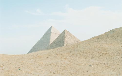 电脑壁纸 人文 名胜古迹 历史悠久的金字塔